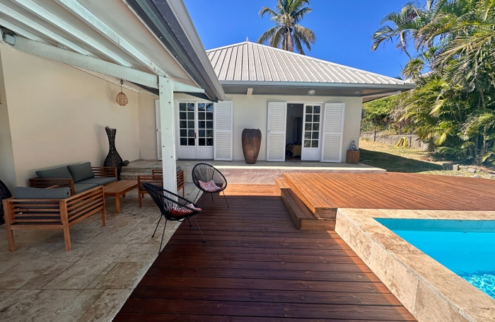 Vente Maison 141m&sup2; 5 pi&egrave;ces Saint Gilles les Bains