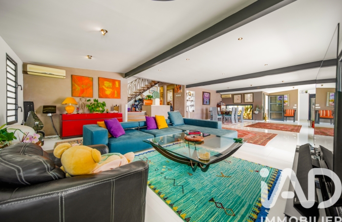 Vente Maison 235m&sup2; 7 pièces La Montagne