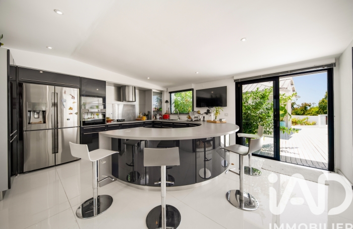 Vente Maison 235m&sup2; 7 pièces La Montagne