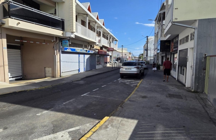 Location Local commercial 120m&sup2; 1 pièce Saint Louis