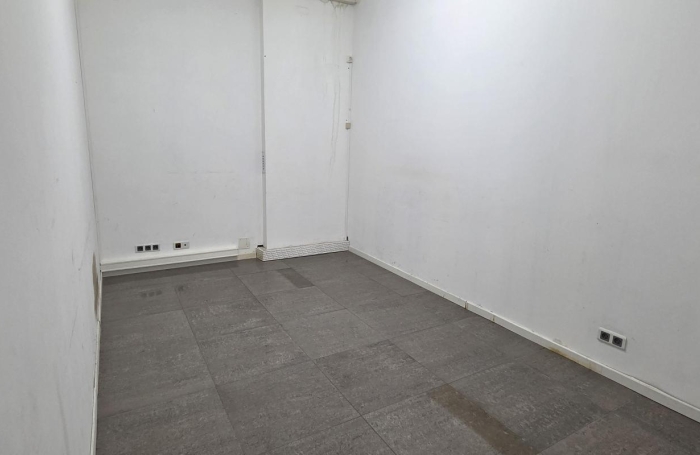 Location Local commercial 120m&sup2; 1 pièce Saint Louis