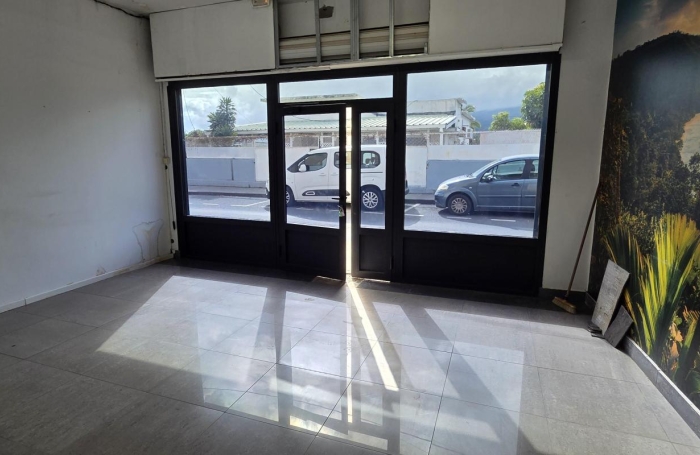 Location Local commercial 120m&sup2; 1 pièce Saint Louis