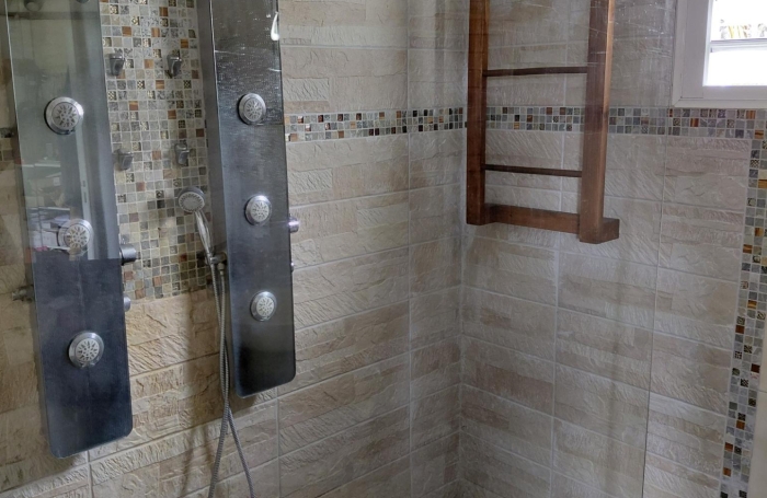 En location &agrave; Saint-Paul : villa de 125m2 avec 5 pi&egrave;ces