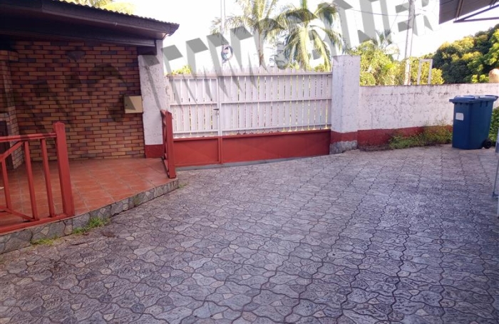 Location Maison 130m&sup2; 4 pi&egrave;ces Bois de Nefles St Paul