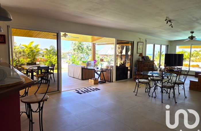 Vente Maison 160m&sup2; 4 pièces Saint Gilles les Bains