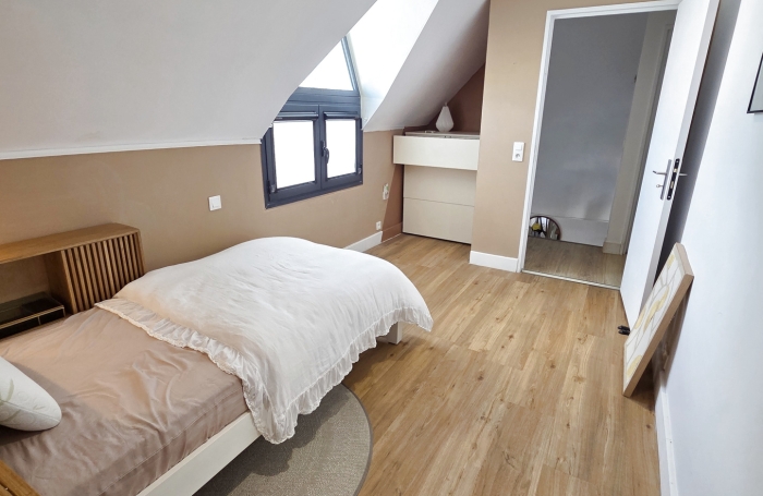 A louer superbe T3 meubl&eacute; 85m2 en duplex proche Jardin de l'Etat