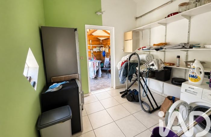 Vente Divers 205m&sup2; 5 pièces Saint Joseph