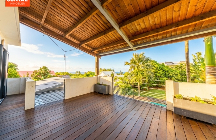 Location Maison 170m&sup2; 6 pi&egrave;ces Saint-Pierre