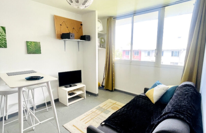 Location Appartement 19m&sup2; 1 pi&egrave;ce Sainte Clotilde