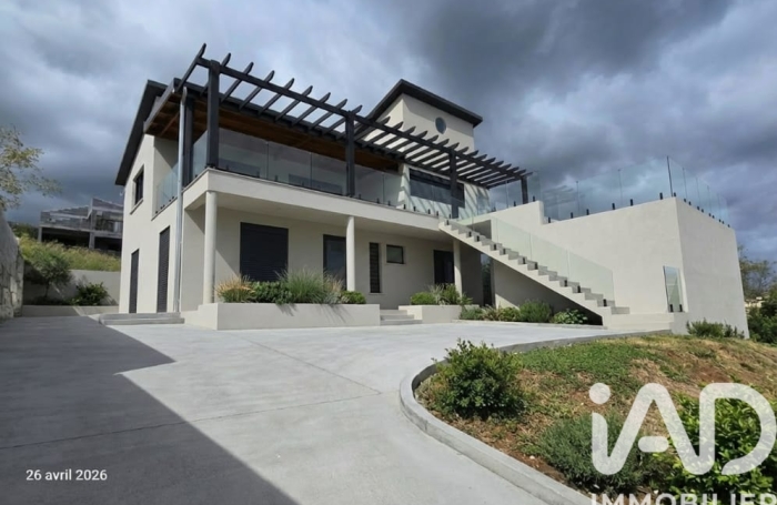 Vente Maison 145m&sup2; 6 pièces Trois Bassins