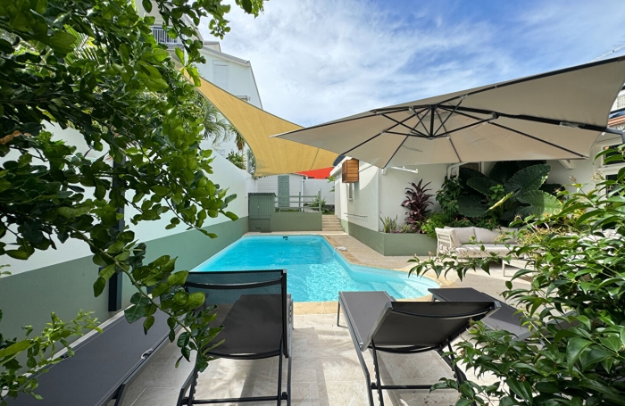 Location Maison 120m&sup2; 6 pi&egrave;ces Saint Gilles les Bains