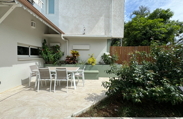 Location Maison 120m&sup2; 6 pi&egrave;ces Saint Gilles les Bains