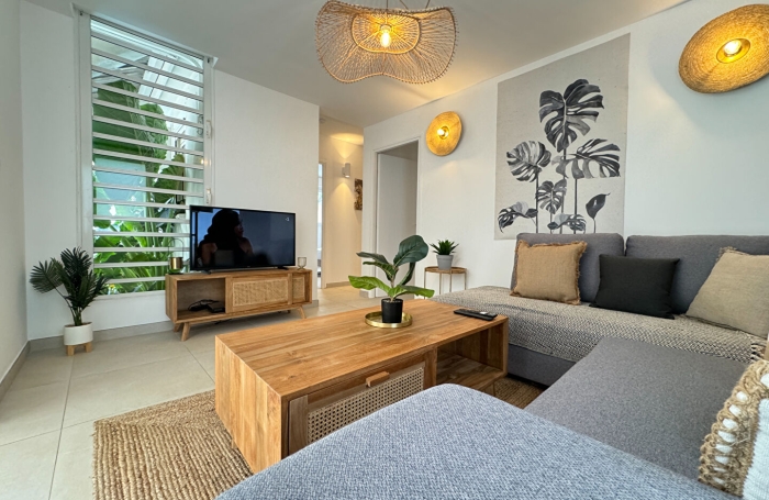 Location Maison 120m&sup2; 6 pi&egrave;ces Saint Gilles les Bains