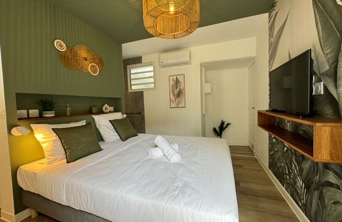 Location Maison 120m&sup2; 6 pi&egrave;ces Saint Gilles les Bains