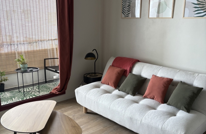 Appartement F2 meubl&eacute; avec balcon - R&eacute;sidence calme au c&oelig;ur du Tampon