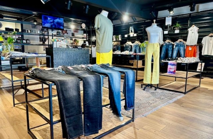 Vente Local commercial 100m&sup2; Saint Gilles les Bains