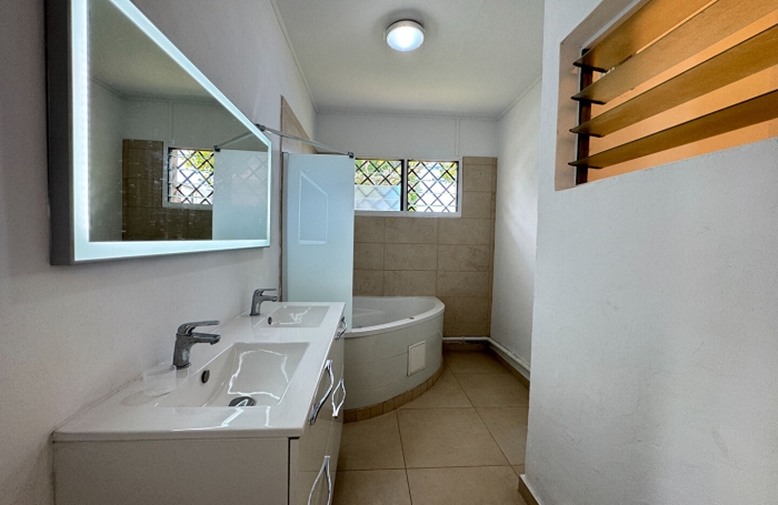 Location Maison 88.11m&sup2; 4 pi&egrave;ces La Montagne