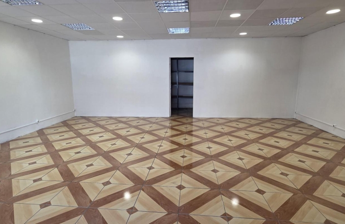 Location Local commercial 75m&sup2; 1 pièce Le Port