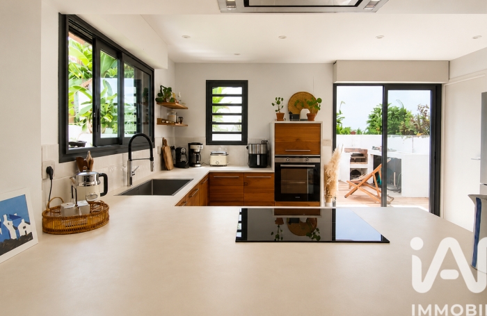 Vente Maison 100m&sup2; 4 pièces La Saline les Hauts