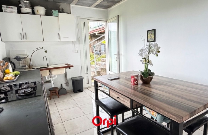 Vente Maison 113m&sup2; 5 pièces La Saline les Hauts