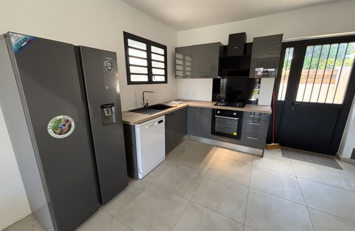 &Agrave; LOUER VILLA NEUF T3 SAINT-LOUIS