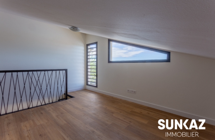 Location Maison 127m&sup2; 5 pi&egrave;ces Saint-Pierre