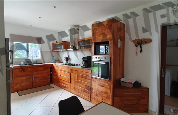 Location Maison 100m&sup2; 4 pi&egrave;ces Rivi&egrave;re Saint Louis