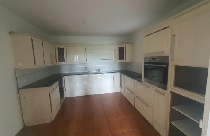 Location Maison 180m&sup2; 6 pièces Sainte Clotilde