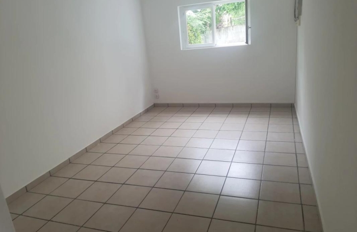 Location Maison 180m&sup2; 6 pièces Sainte Clotilde