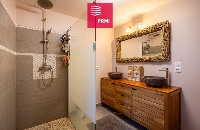 Vente Maison 152m&sup2; 6 pi&egrave;ces Saint Paul