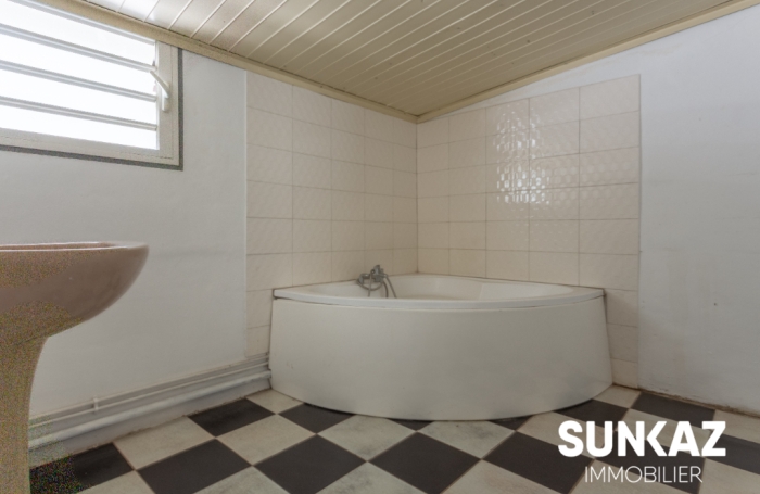 Location Appartement 35m&sup2; 2 pi&egrave;ces Saint-Pierre