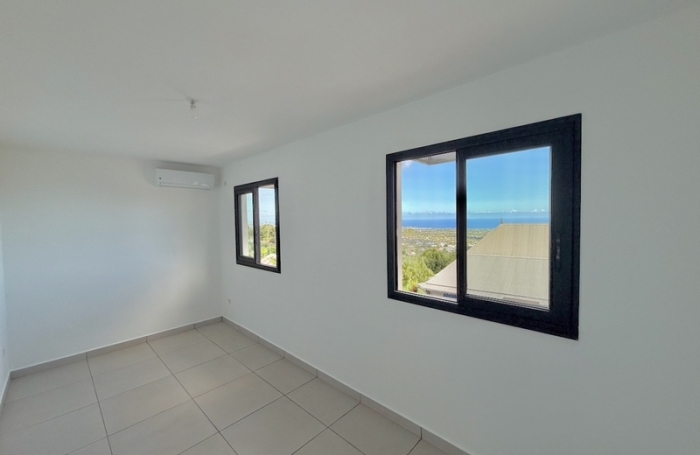 Vente Maison 80m&sup2; 4 pièces Rivi&egrave;re Saint Louis