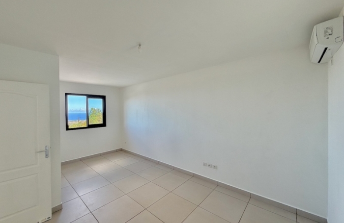 Vente Maison 80m&sup2; 4 pièces Rivi&egrave;re Saint Louis