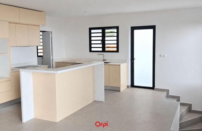 Vente Maison 135.91m&sup2; 5 pièces Saint-Leu