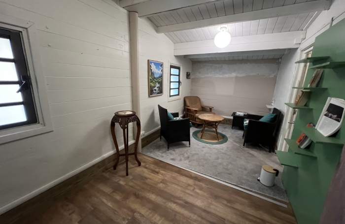 LA RIVIERE SAINT LOUIS 97421 - CHALET LUMINEUX - PROCHE DES COMMODIT&Eacute;S - QUARTIER R&Eacute;SIDENTIEL