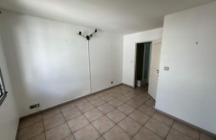 Vente Appartement 69m&sup2; 3 pi&egrave;ces Saint Denis