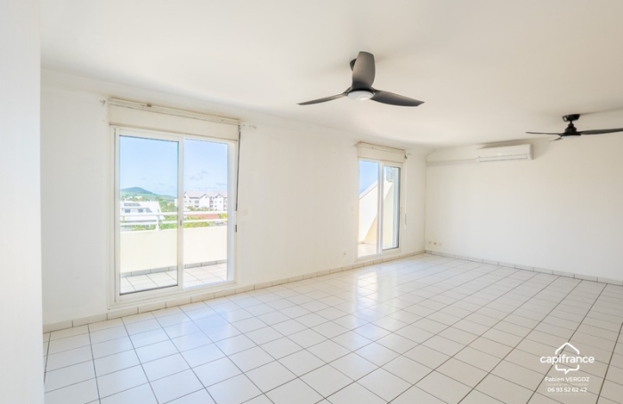 Vente Appartement 94m&sup2; 4 pièces Le Tampon
