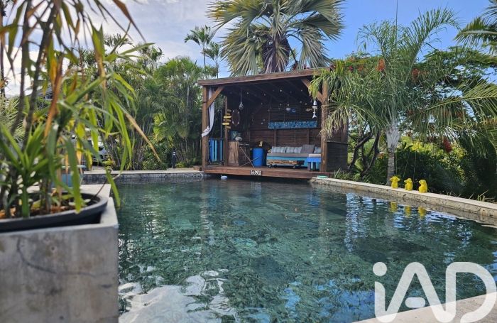 Vente Maison 141m&sup2; 5 pièces Saint Gilles les Bains