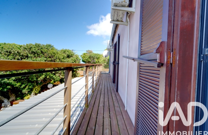 Vente Maison 223m&sup2; 7 pièces Les Avirons