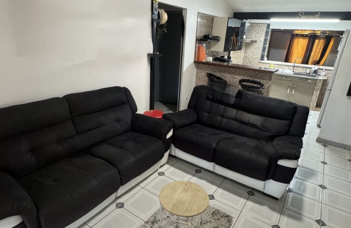 Vente Maison 104m&sup2; 6 pièces Saint Louis