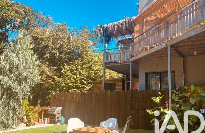Vente Maison 163m&sup2; 12 pièces Etang-Sale