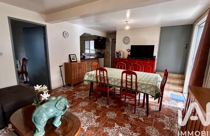 Vente Divers 336m&sup2; 14 pièces Le Tampon
