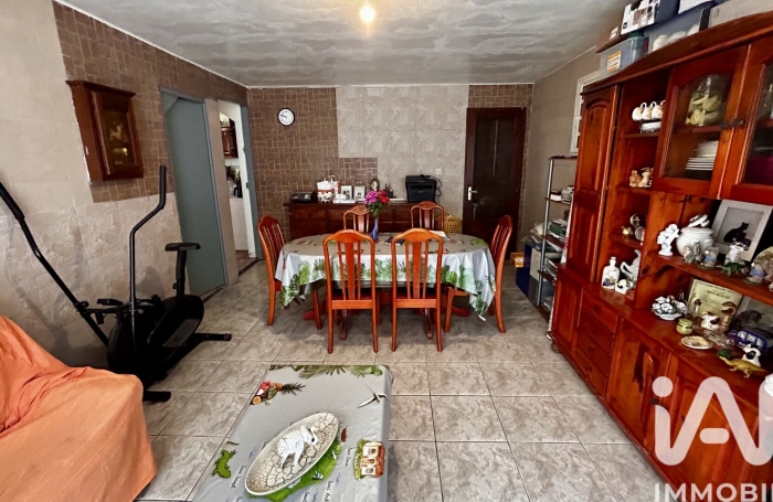 Vente Divers 336m&sup2; 14 pièces Le Tampon
