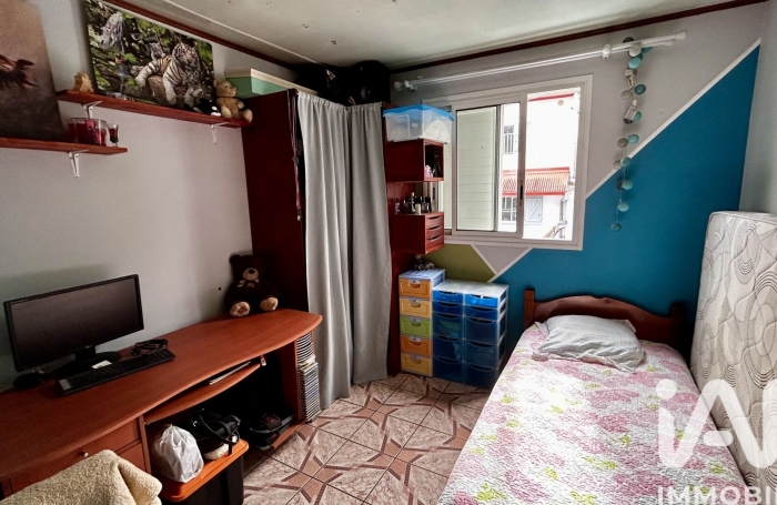 Vente Divers 336m&sup2; 14 pièces Le Tampon