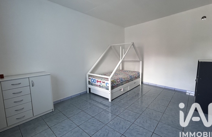 Vente Divers 336m&sup2; 14 pièces Le Tampon
