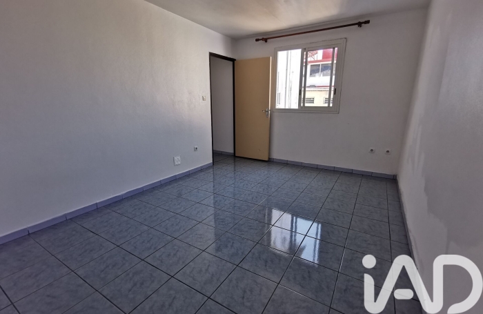 Vente Divers 336m&sup2; 14 pièces Le Tampon
