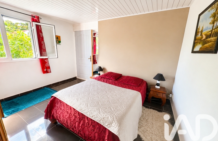Vente Maison 110m&sup2; 6 pièces Trois Bassins