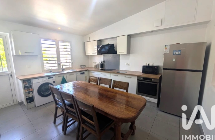 Location Maison 120m&sup2; 5 pièces Saint Gilles les Bains