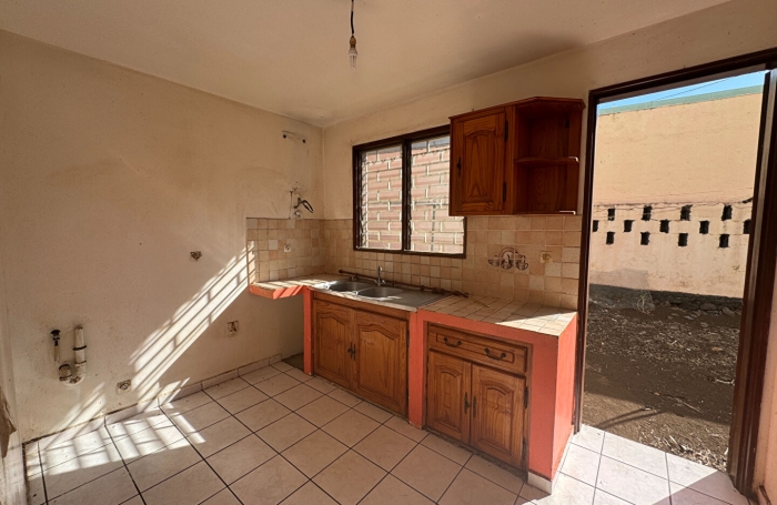 Vente Maison 65.3m&sup2; 4 pi&egrave;ces Sainte Clotilde