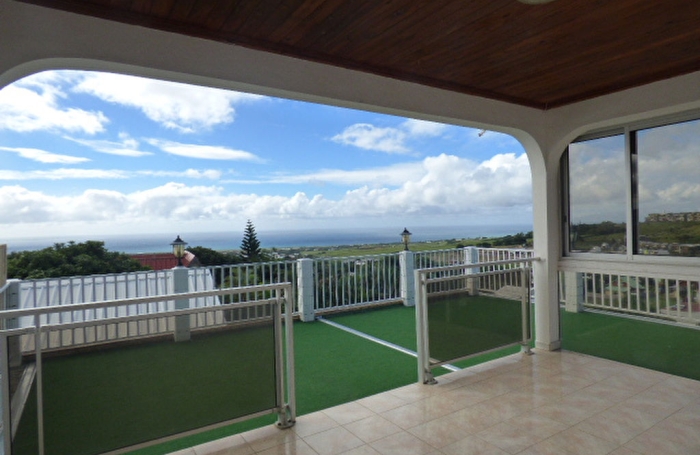 Location Maison 120.27m&sup2; 4 pi&egrave;ces Sainte Marie